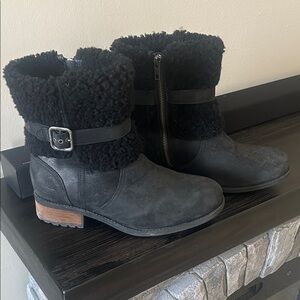 UGG Women's Black Ankle Boots
